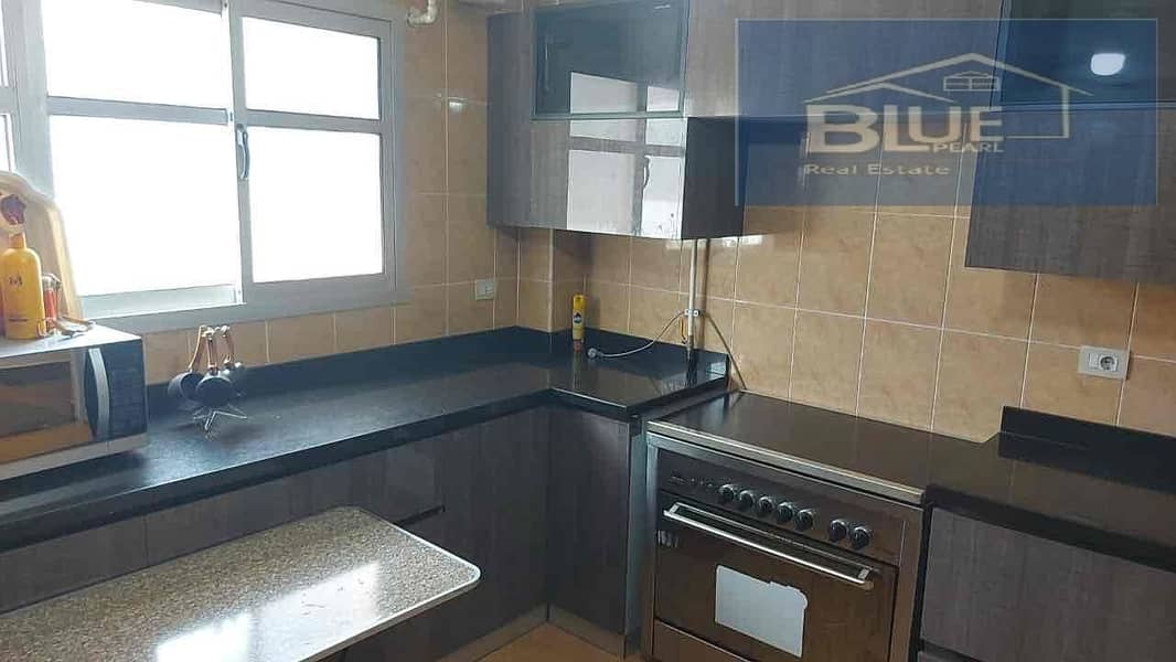 10 616277f5-a98a-4f5d-a60c-57dce6d74463. jpg