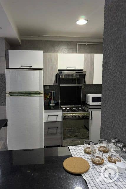 11 fce60c33-2876-4630-9adb-8c36130bf449. jpg