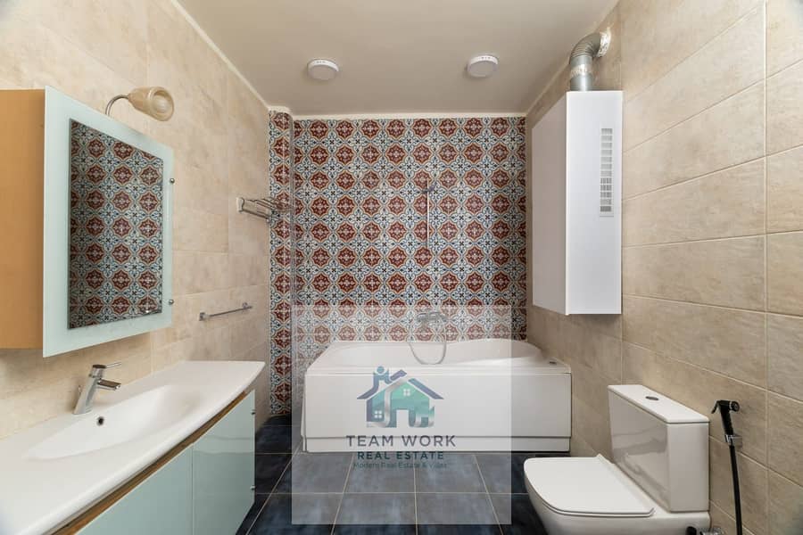 12 WhatsApp Image 2025-11-13 at 7.43. 33 PM (1). jpeg