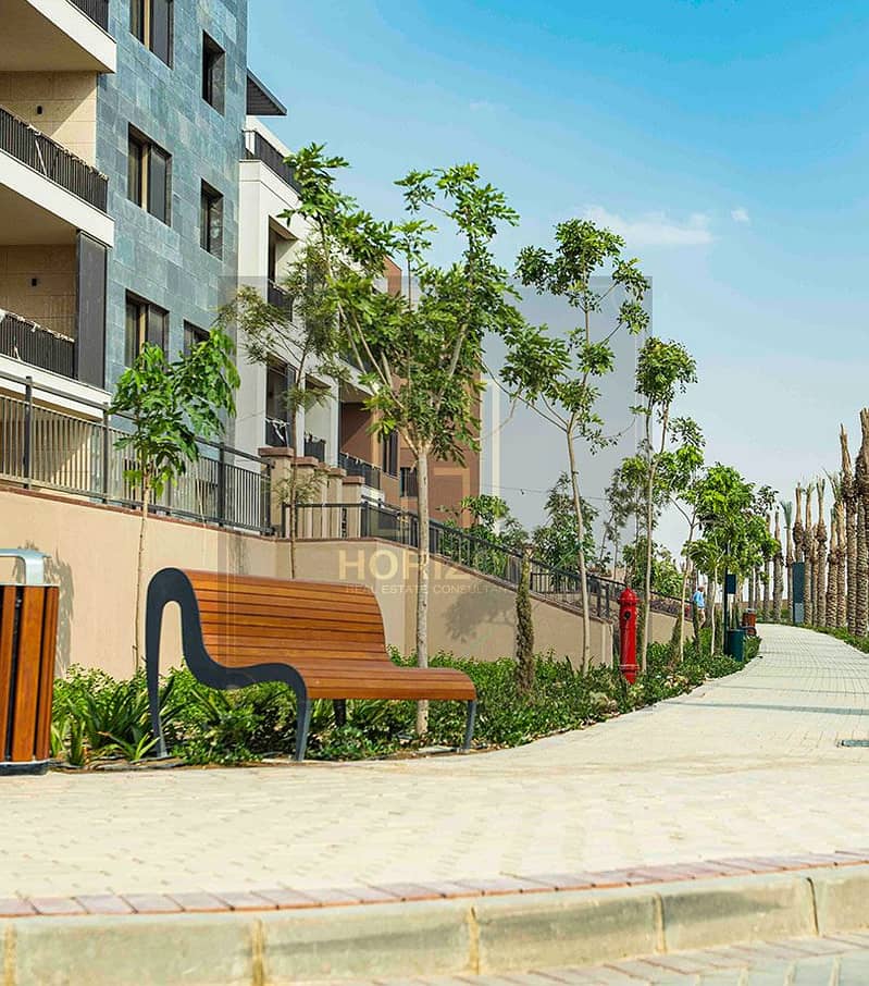 8 c5369a3ed629437cbdb9e1ad4032daee6-8X. jpg