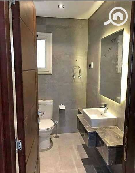 6 Vp23T5kn1pAMdwT9Hxy3gzWkuXaQKsCZiYt1kDx7. jpeg