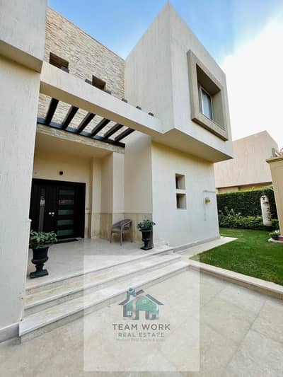 فیلا 6 غرف نوم للايجار في الشيخ زايد، الجيزة - WhatsApp Image 2025-11-13 at 8.00. 34 PM. jpeg