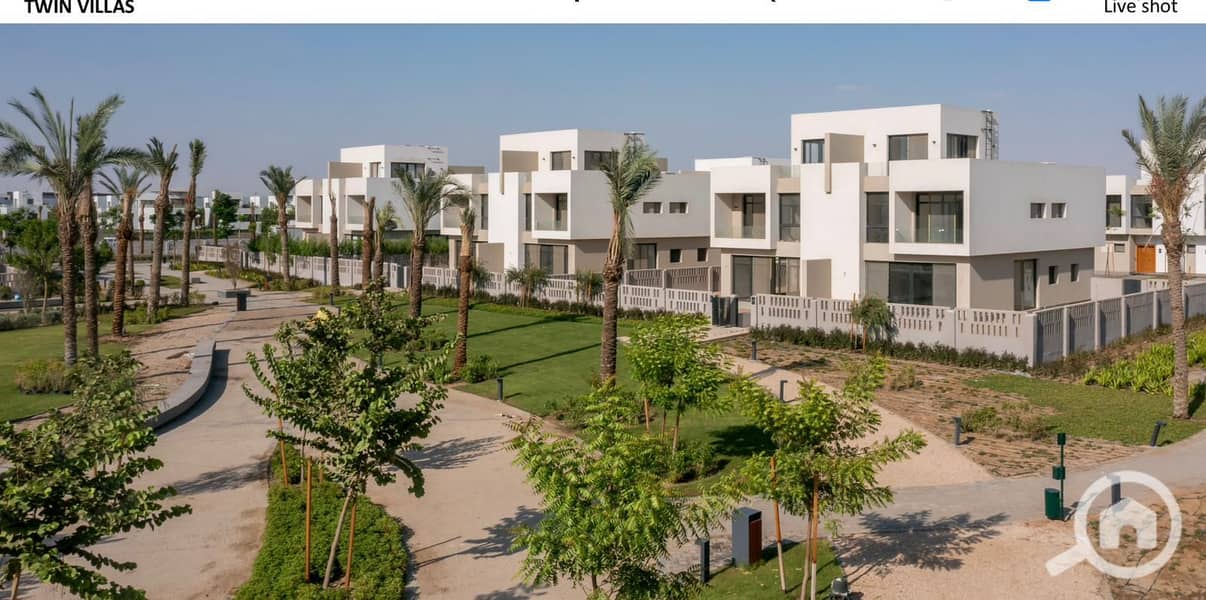 10 d4b59125-b6ee-470f-ba78-cca54521340c. jpg