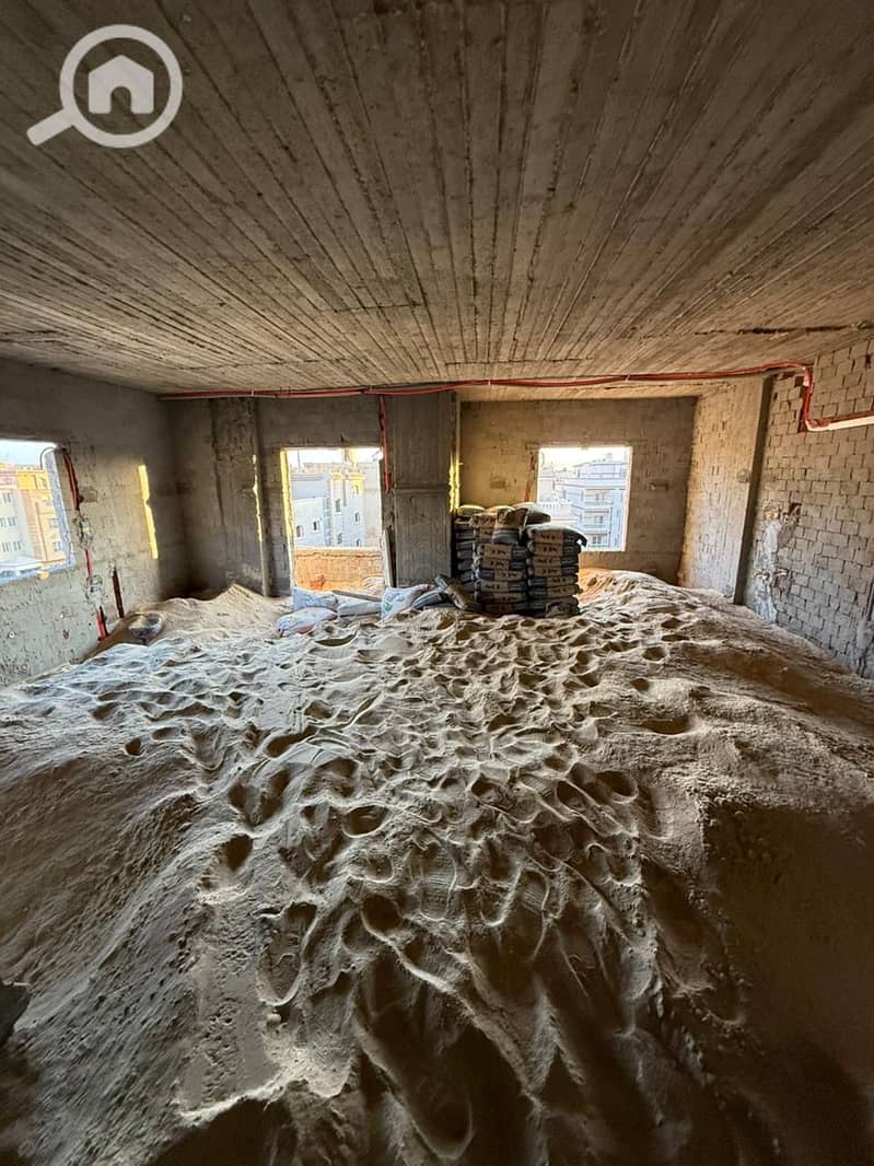 2 f8a721ae-0c56-4038-b18a-a1639988e586. jpeg