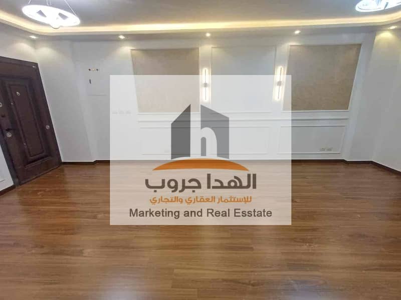 5 0F21ACF9-E13D-4203-B3C1-23F8416FF716. jpg