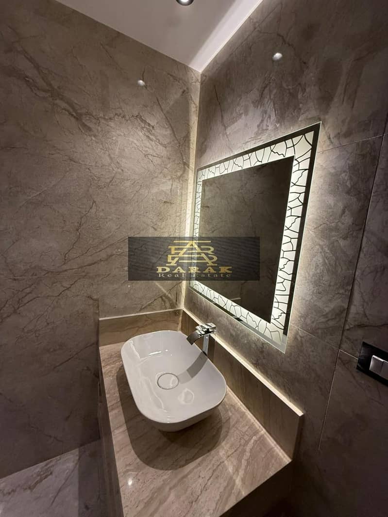 8 WhatsApp Image 2025-11-12 at 9.16. 52 PM. jpeg