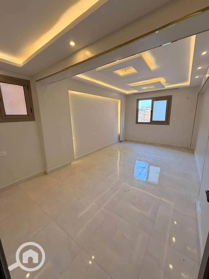 6 e9f0925b-ac86-4063-91df-cb8a5b5c4b76. jpeg