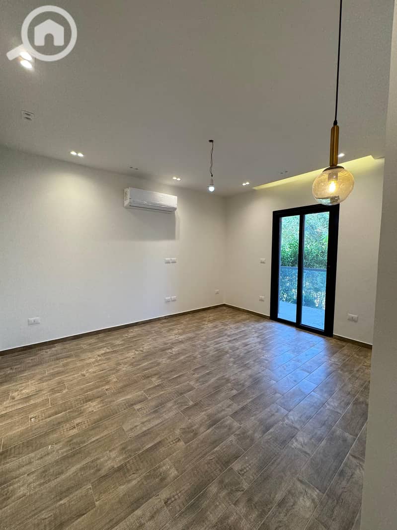 2 WhatsApp Image 2025-11-10 at 11.52. 20 PM (1). jpeg