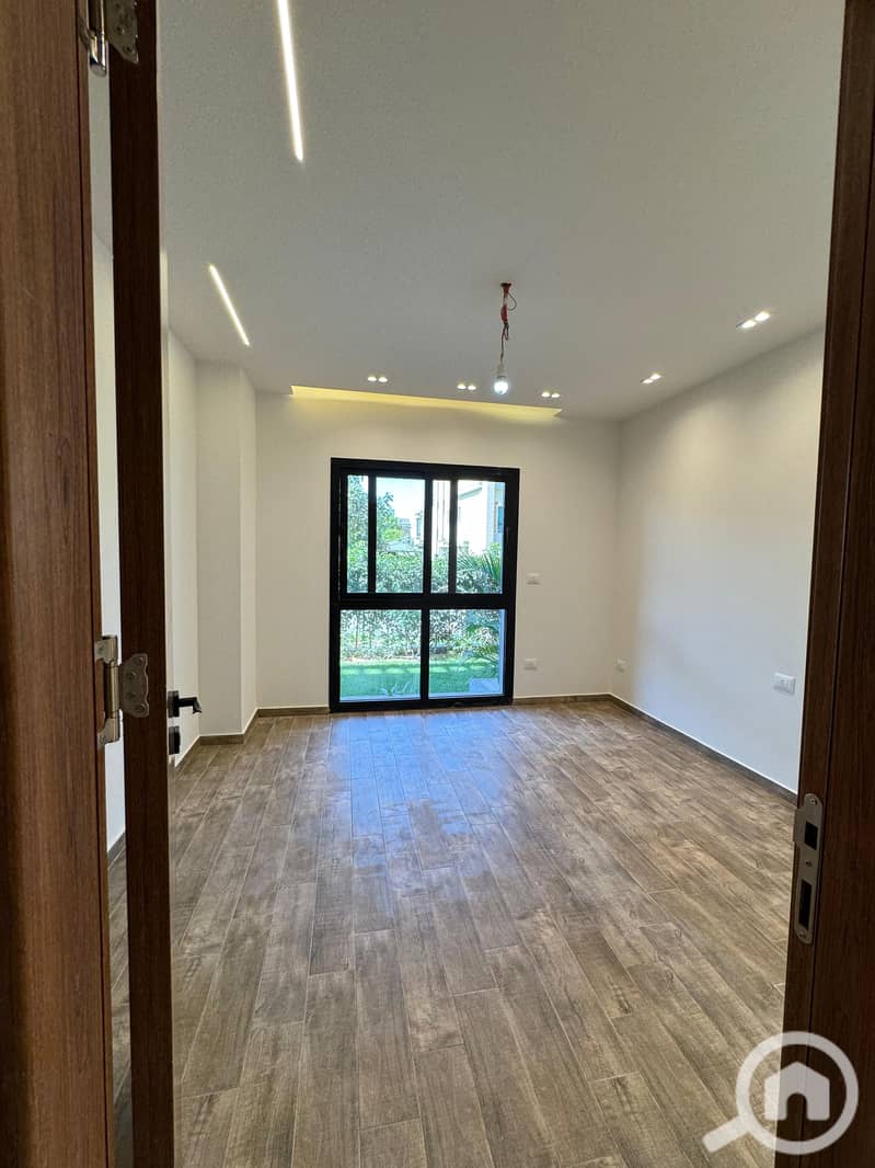 4 WhatsApp Image 2025-11-10 at 11.52. 21 PM (2). jpeg