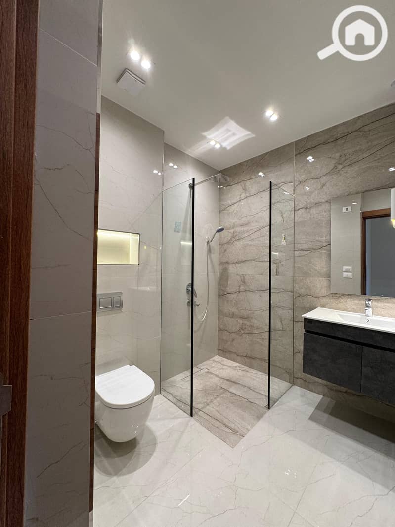 6 WhatsApp Image 2025-11-10 at 11.52. 20 PM. jpeg