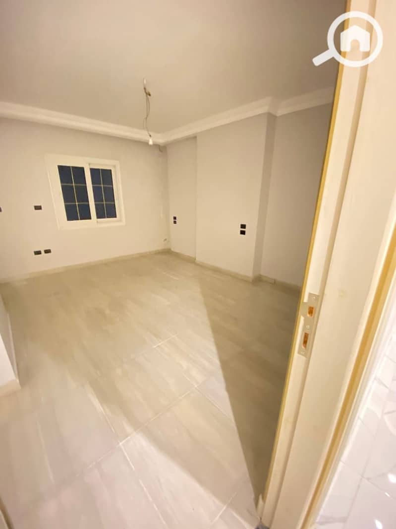 7 542a9872-b305-4f28-af49-eeb92bc37fec. jpeg