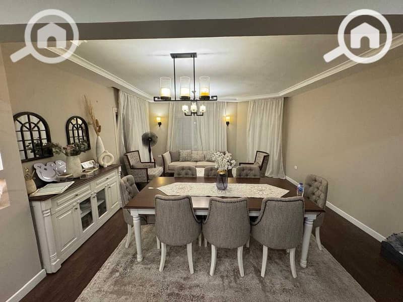 2 N9KaX71tORZa2oi0MV8fvKjI00vLswuD01xxHAU5. jpg