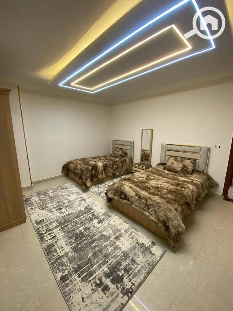 9 62eea59c-fd75-42ee-add2-f78214c2a147. jpeg