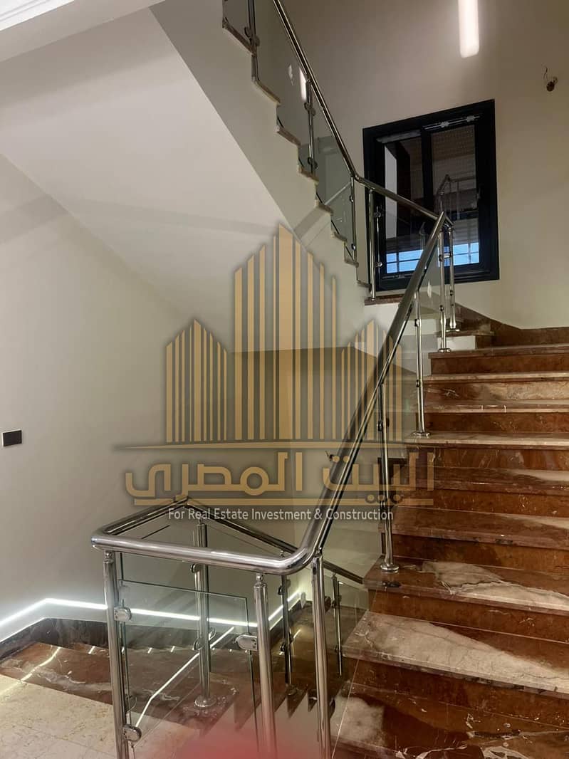 6 U457089 (12). jpeg