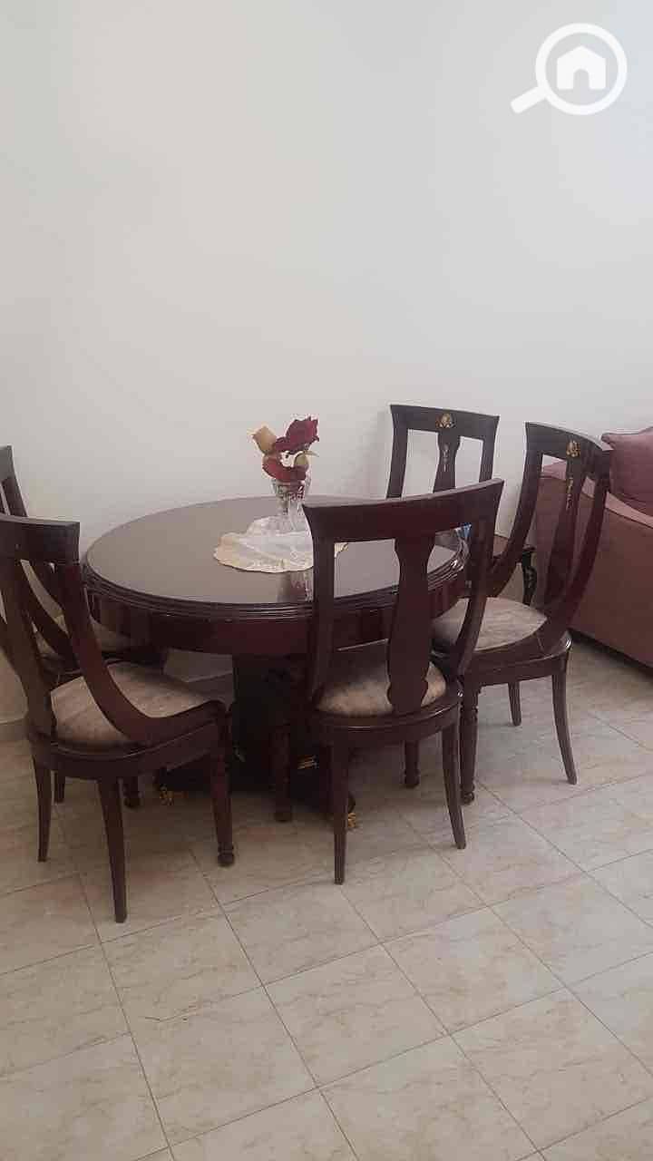 4 af5732d8-40d9-4124-a94c-8db2a450c987. jpg