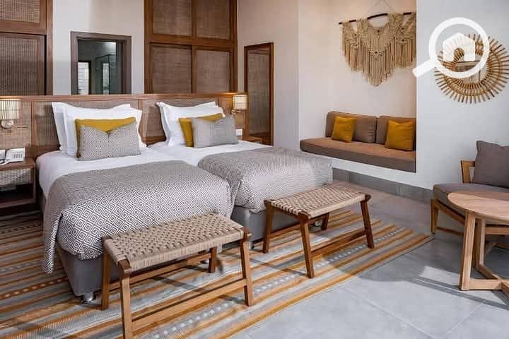 4 photo_2025-11-13_21-27-30. jpg