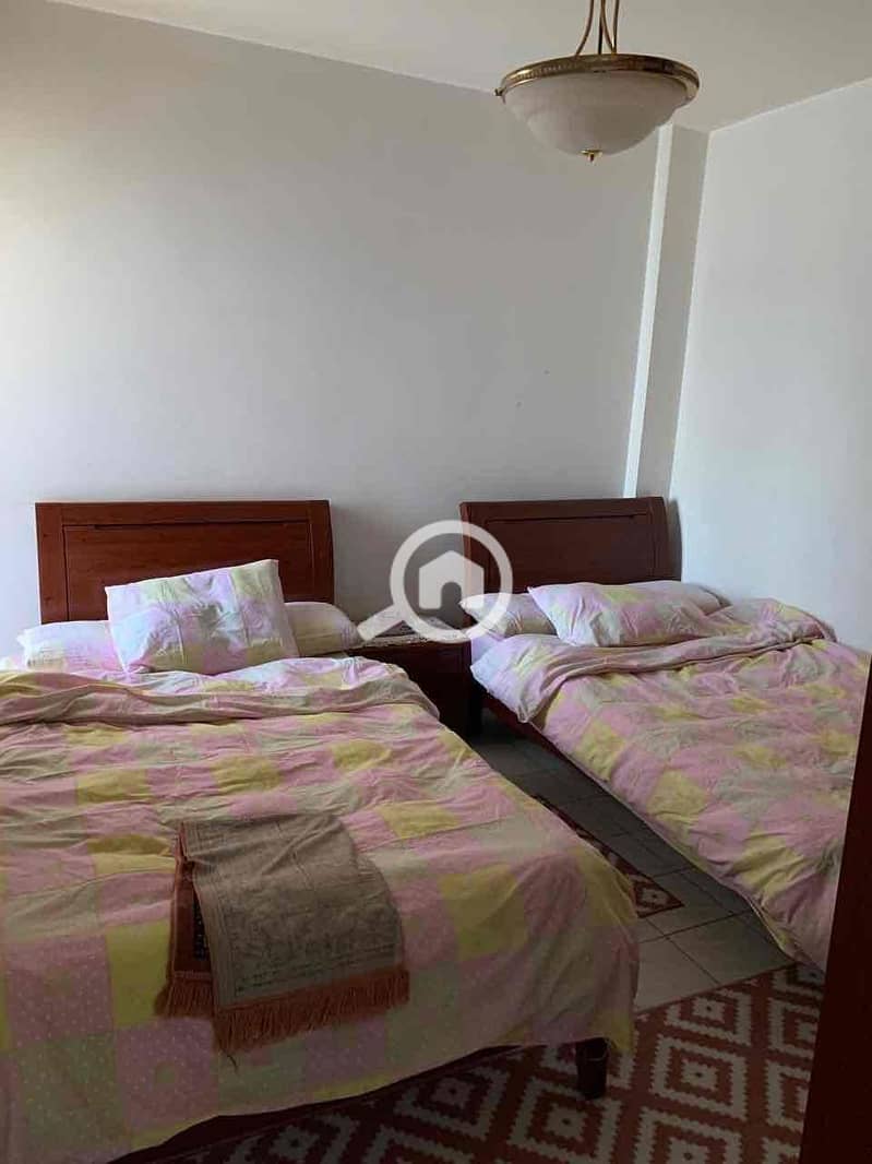 9 0142af79-2d9b-4b6e-8710-58ff3e3f5263. jpg