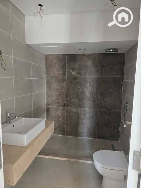 7 oHsi1MFV5vItEQUFXTbg8fB1cJ7TOe2Xdo7TCdus. jpeg