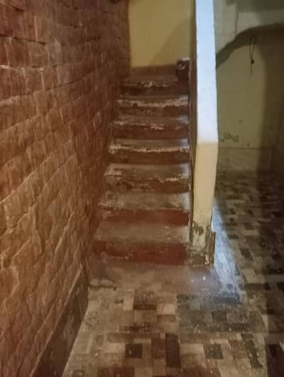 أرض سكنية  للبيع في المعادي، القاهرة - منزل للبيع في المعادي القديمه قريب لأكاديمية السادات .