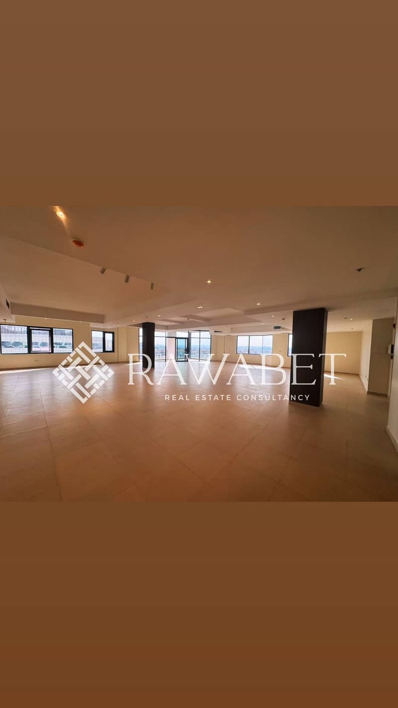 2 E7A8A0B1-371F-42D8-9955-C89FDCEA2445. jpeg