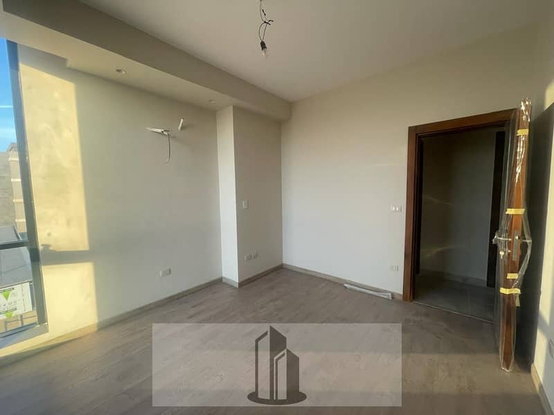 2 WhatsApp Image 2025-11-13 at 2.06. 35 PM. jpeg