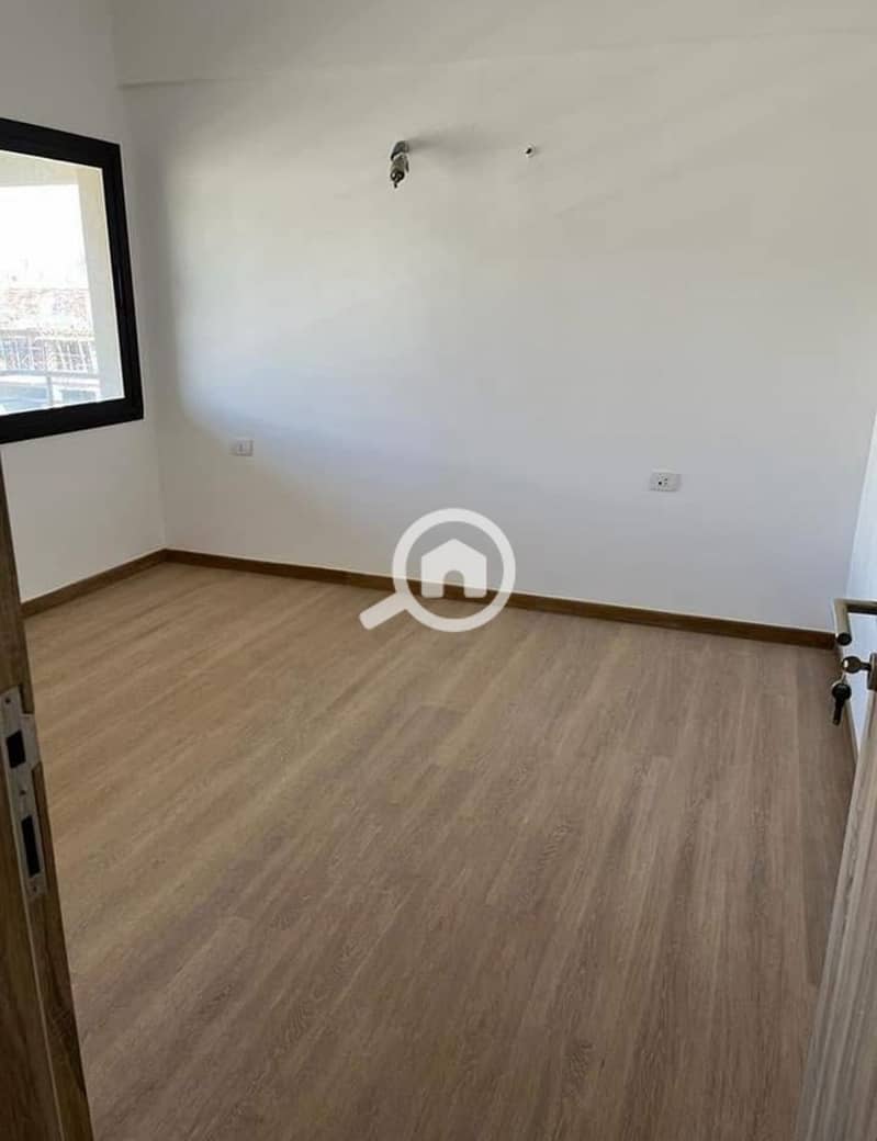 4 WhatsApp Image 2025-11-13 at 9.09. 23 PM. jpeg