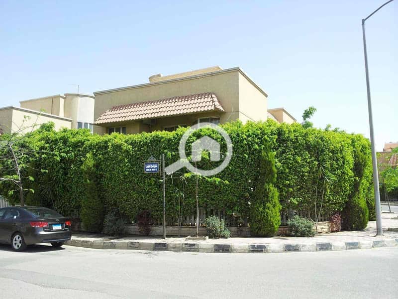 5 774e0ef1-8339-4e03-ab62-9b84e07a409b. jpg