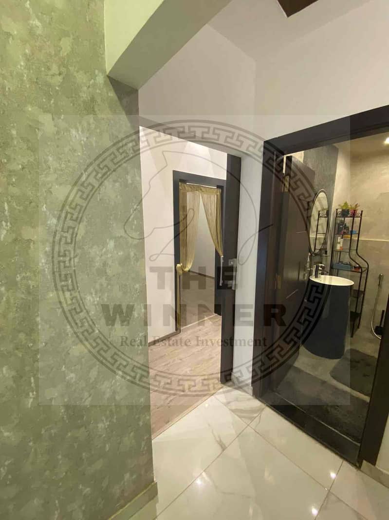 10 a3df48d2-66b5-464d-8839-0e1176f94d21. jpg