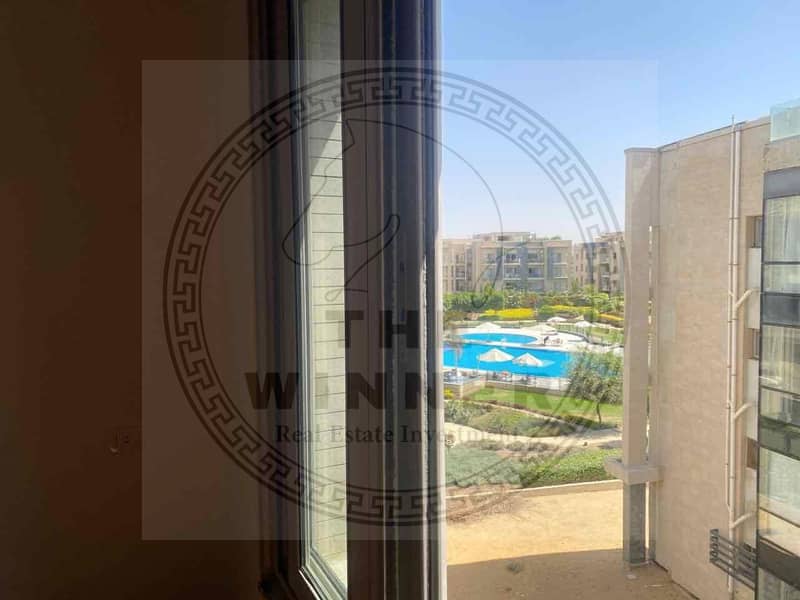 4 c43b7024-8260-4192-8da4-2d9de687c524. jpg