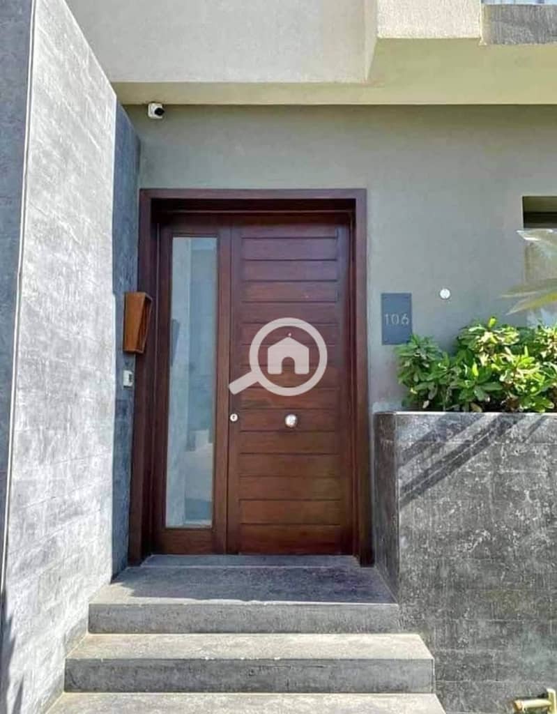 8 580716598_2298931910538869_5815168657326920949_n. jpg