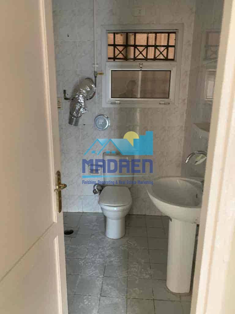 4 00a75422-34f2-48af-bfa4-08f748f76bb0. jpg