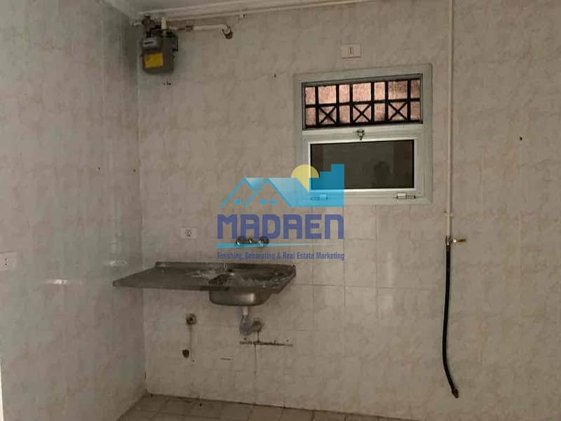 8 764e04ea-e9e2-4ee2-ae86-ab33e1b3e4a4. jpg