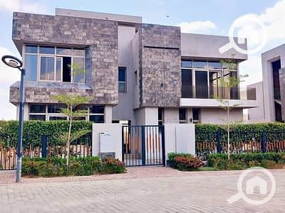 3 صن كابيتال توين3. jpeg