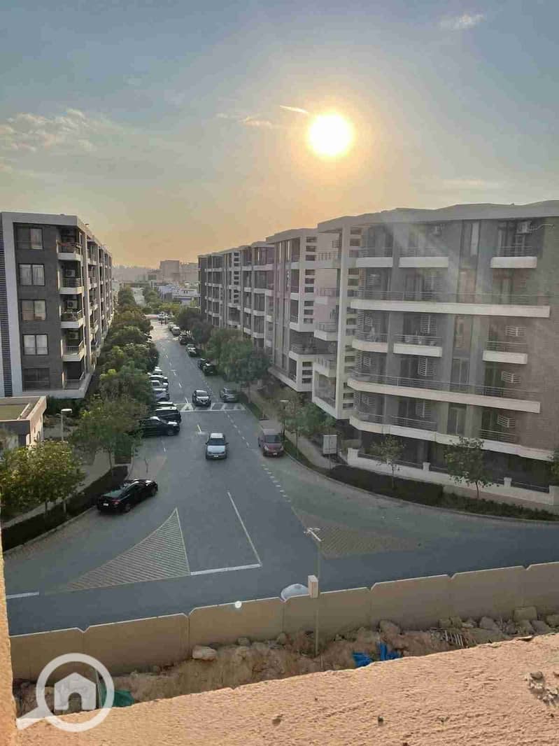 5 FB_IMG_1762815742656. jpg