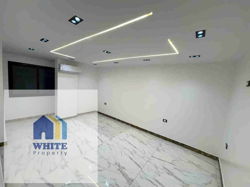 1000579377. jpg 1000579377. jpg