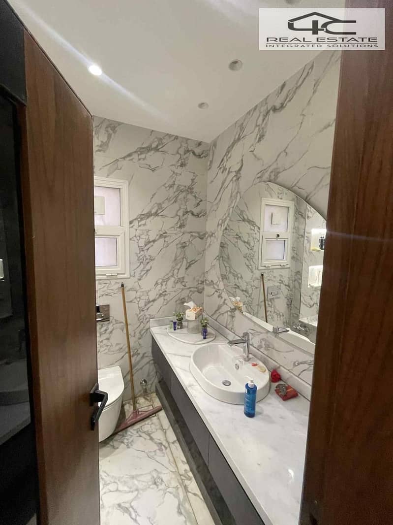 6 WhatsApp Image 2025-11-13 at 19.45. 52. jpeg