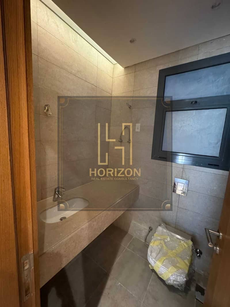 8 fRlto7rDlU9zIz2EugiBRdV0skJTZAObN6cRBKKf. jpg