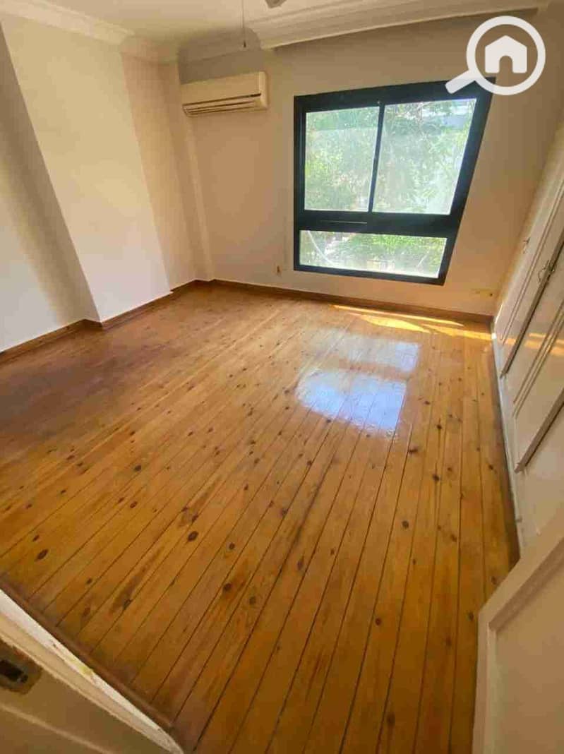 1000261057. jpg 1000261057. jpg