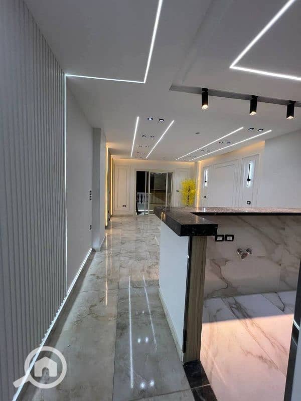 للبيع شقه 170 م اللبيني فيصل الرئيسي تشطيب vip