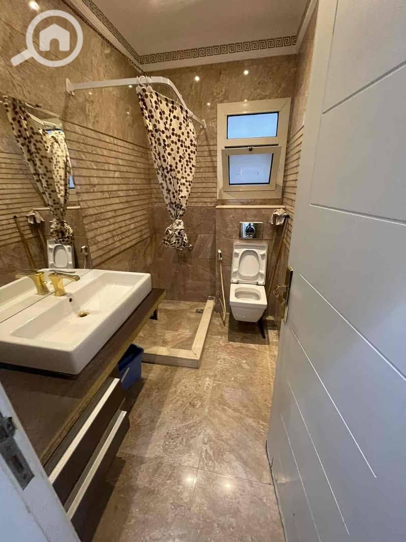 3 760e7eca-1ea3-4e21-81e9-332573a84638. jpg