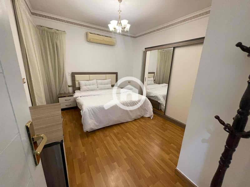 6 9baa8317-23f9-41c0-bd5a-3736c099fcf4. jpg