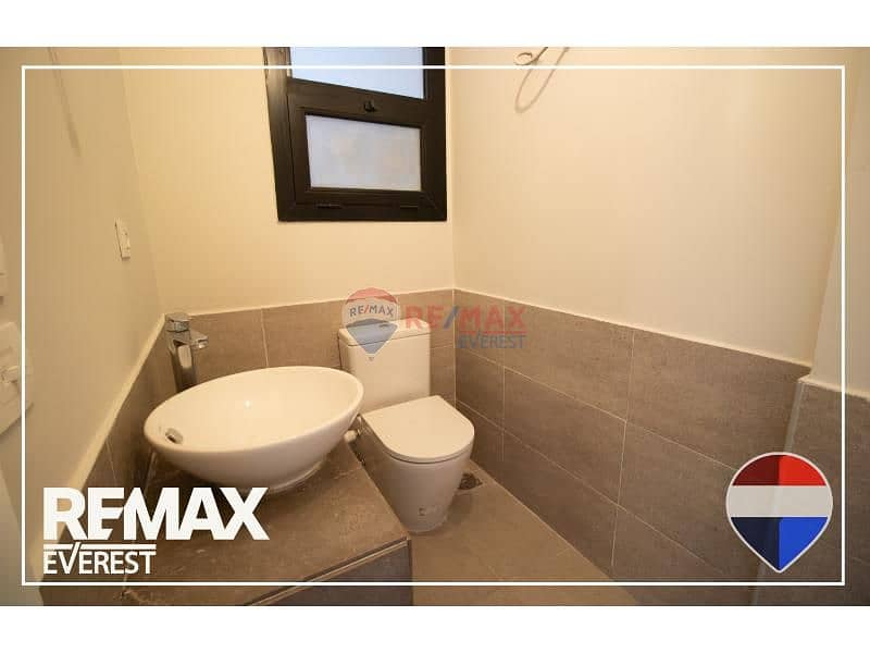 17 WhatsApp Image 2025-11-13 at 5.32. 11 PM. jpg