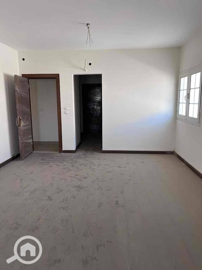 4 78d68c83-5a28-440d-86a7-37ac59556ece. jpg