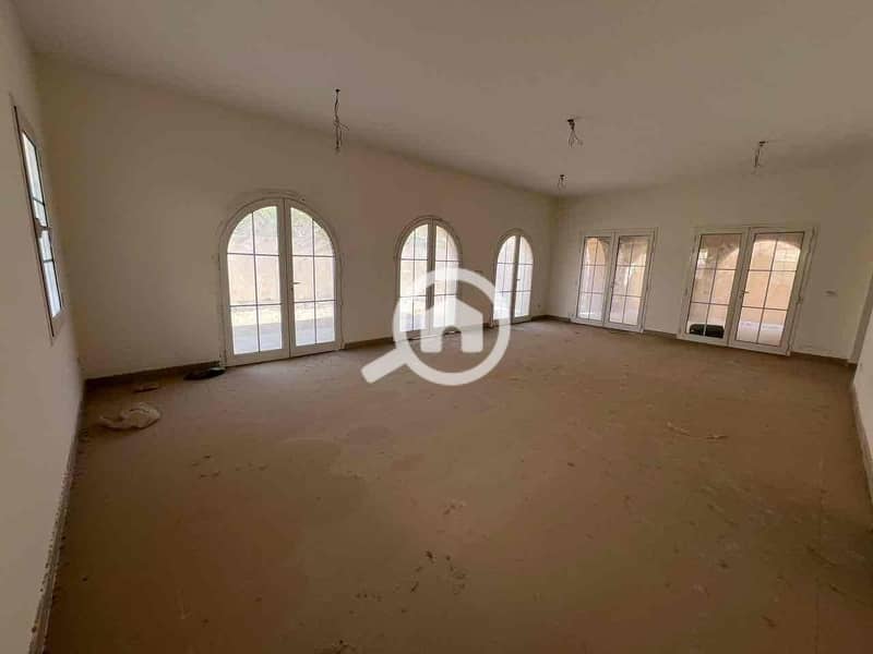 6 6a50b807-4781-48b8-9416-229650bb502b. jpg