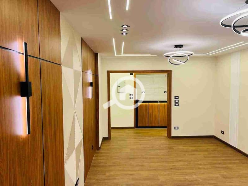 8 FB_IMG_1761867461572. jpg