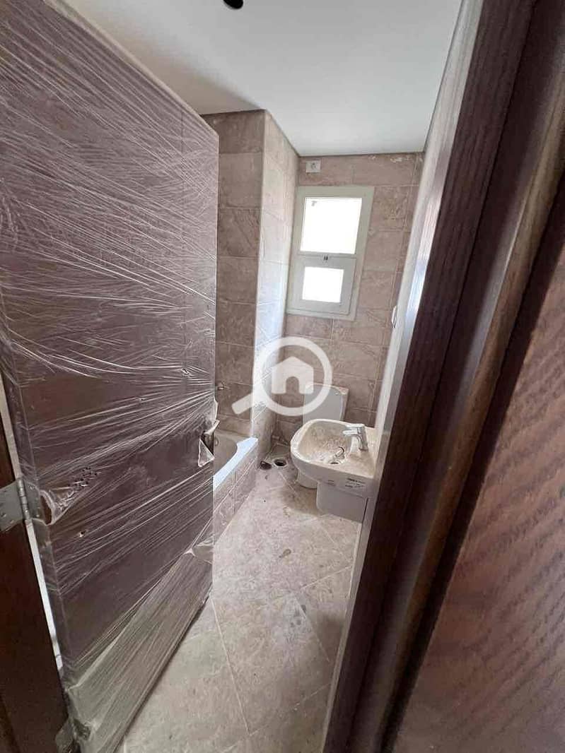 11 dba52c0f-363f-4cf6-aa26-fa449df9f5ce. jpg