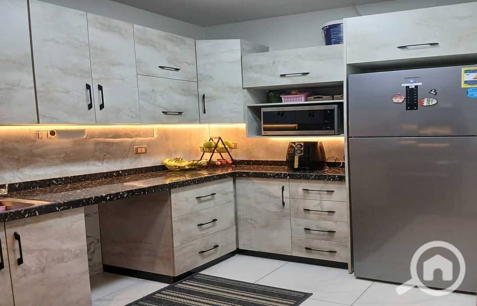 9 f8dabd7a-6e42-451a-9587-5b755df4f17d. jpg