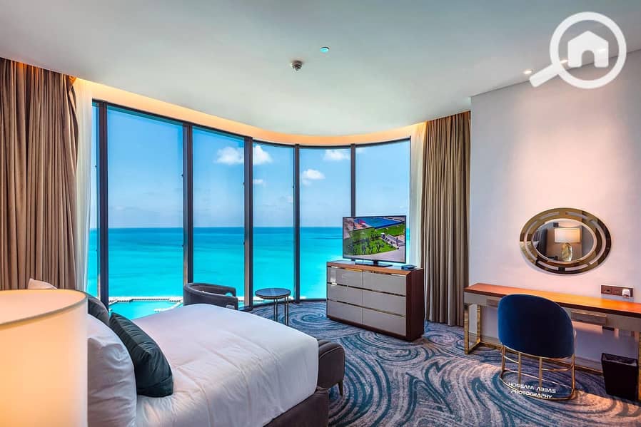 3 bdfb73e9-871e-4def-88d7-42a7c28ea1d7. jpg