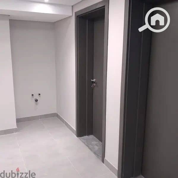 4 065841b2-6878-4bc3-b425-c925707380a9. jpeg