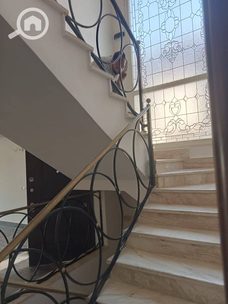 3 6e04b0a5-794e-4cbe-a68b-fdd3f79157e6. jpeg